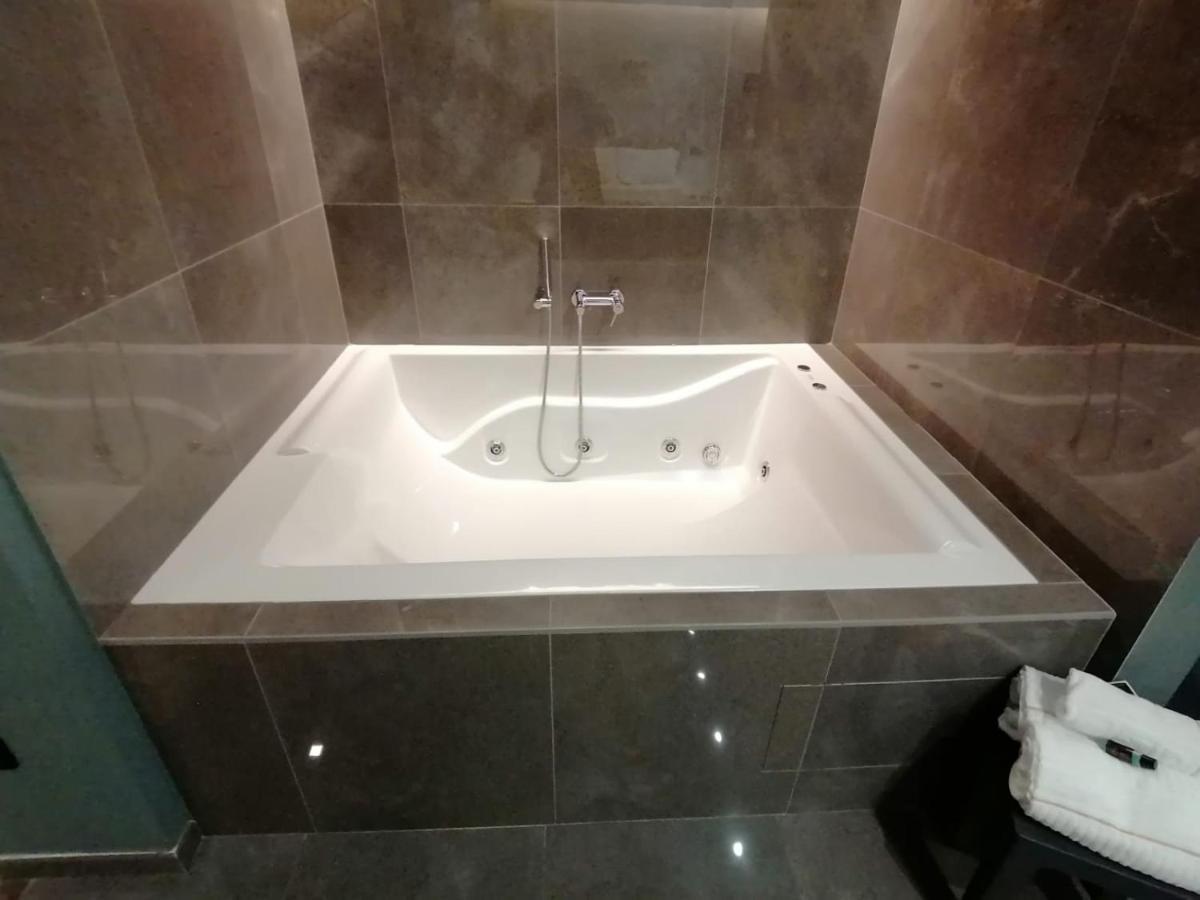 Hotel Xbusiness 놀라 외부 사진